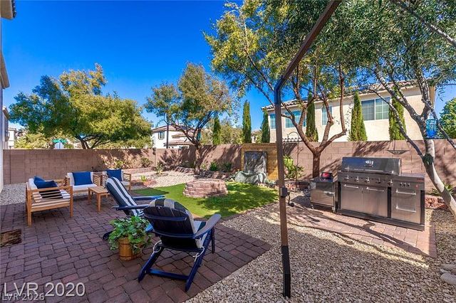 8253 Timely Treasures Avenue, Las Vegas, NV 89178