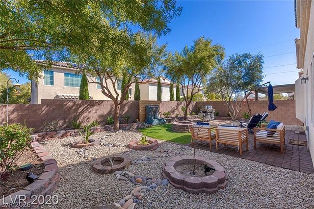 8253 Timely Treasures Avenue, Las Vegas, NV 89178