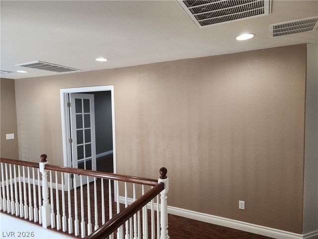 8253 Timely Treasures Avenue, Las Vegas, NV 89178