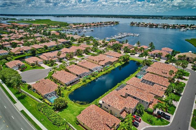 307 9TH AVENUE E, Palmetto, FL 34221