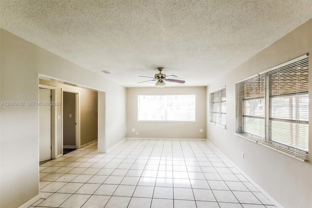 4896 NW 6th Ct, Plantation, FL 33317