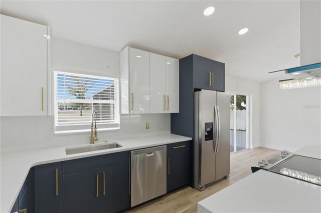 2345 EASTMEADOWS COURT, Lakeland, FL 33812