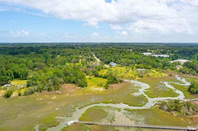 328 Maggie Road, Mount Pleasant, SC 29464