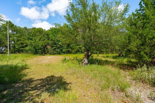 328 Maggie Road, Mount Pleasant, SC 29464