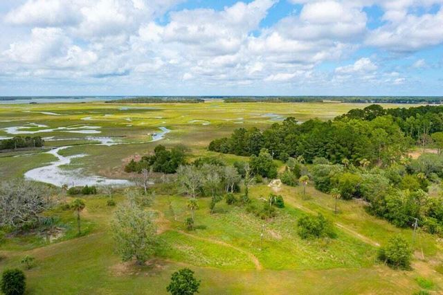 328 Maggie Road, Mount Pleasant, SC 29464