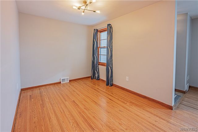 216 Belmont Court West, North Tonawanda, NY 14120