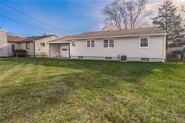 216 Belmont Court West, North Tonawanda, NY 14120