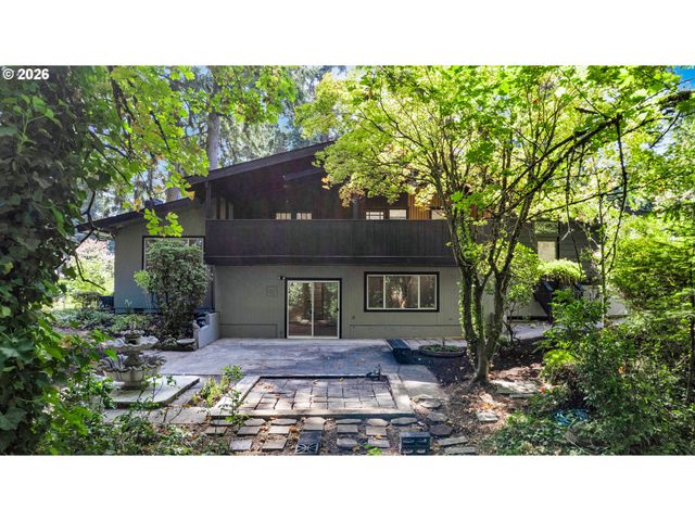 2402 Ne SUMMIT RIDGE Dr, Vancouver, WA 98686