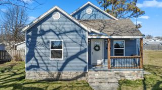 1121 E Thoman Street, Springfield, MO 65803