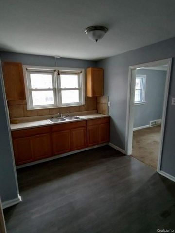 15710 RUTHERFORD Street, Detroit, MI 48227
