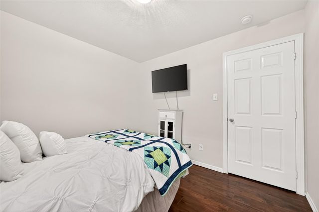 10526 Willow Park View, Houston, TX 77070