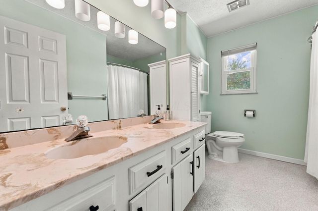 12071 Flint Ridge Road SE, Newark, OH 43056