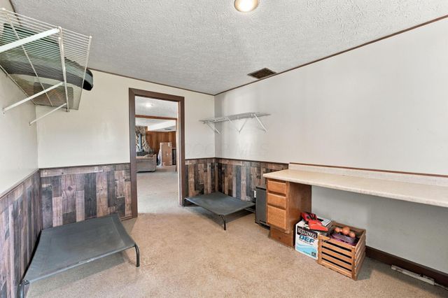 12071 Flint Ridge Road SE, Newark, OH 43056