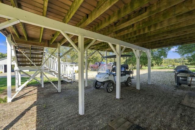 12071 Flint Ridge Road SE, Newark, OH 43056