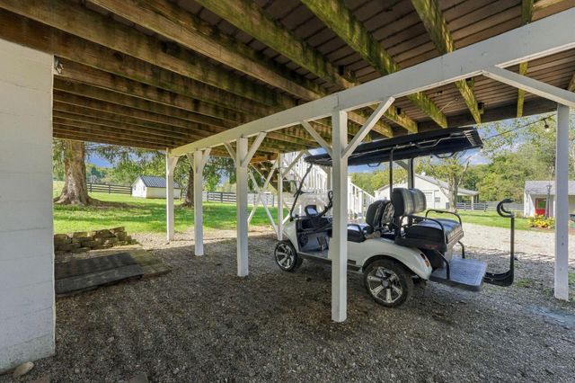12071 Flint Ridge Road SE, Newark, OH 43056