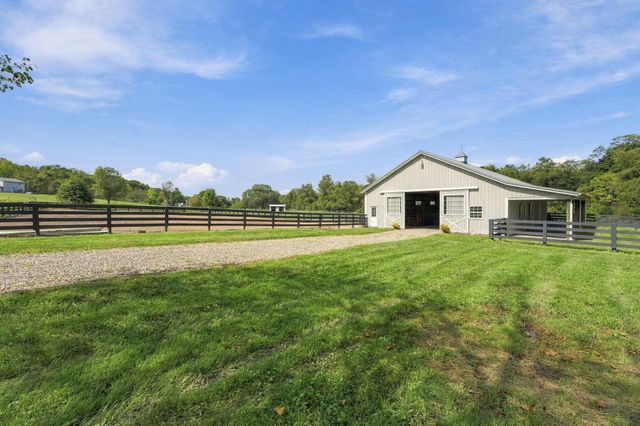 12071 Flint Ridge Road SE, Newark, OH 43056