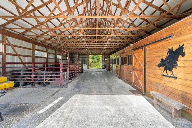 12071 Flint Ridge Road SE, Newark, OH 43056
