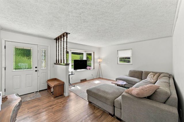 12071 Flint Ridge Road SE, Newark, OH 43056
