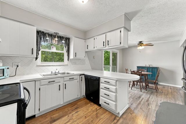 12071 Flint Ridge Road SE, Newark, OH 43056