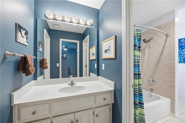 13283 Fairway Road, Leawood, KS 66209