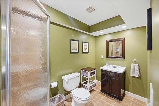 13283 Fairway Road, Leawood, KS 66209