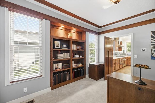 13283 Fairway Road, Leawood, KS 66209