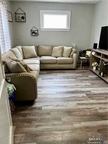 67 Brooklawn Street, New Britain, CT 06052