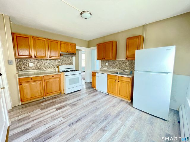 67 Brooklawn Street, New Britain, CT 06052