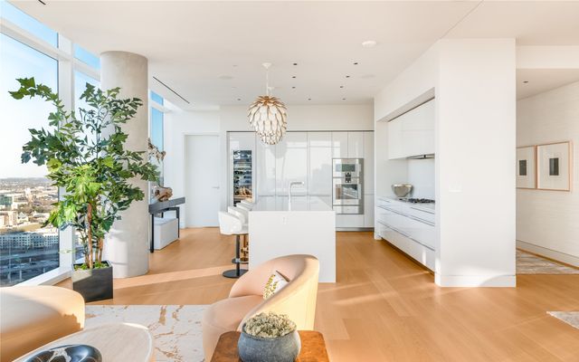 1747 Leonard Street 2301, Dallas, TX 75201