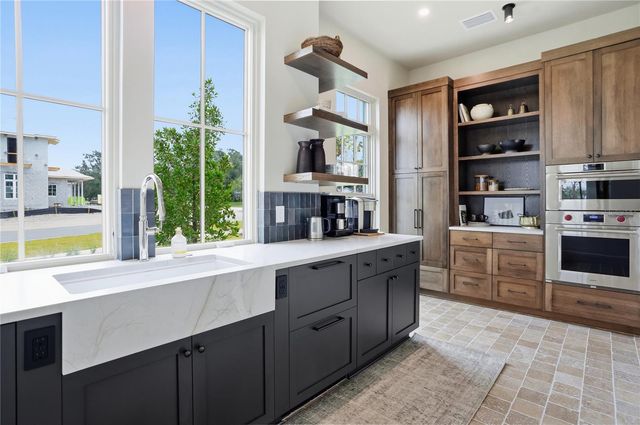 510 BRILEY AVENUE, Oakland, FL 34760