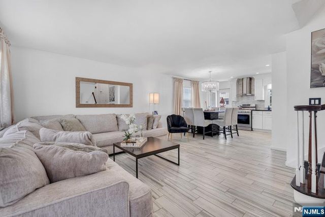 201 Maiden Lane, Bergenfield, NJ 07621