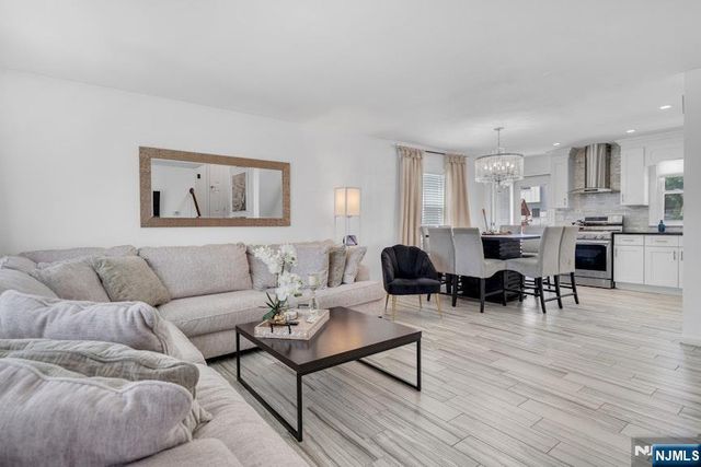 201 Maiden Lane, Bergenfield, NJ 07621