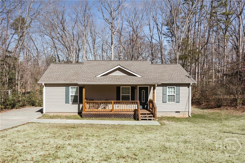 58 TeePee Lane, Lavonia, GA 30553