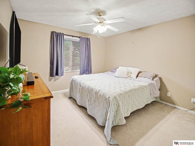6303 N 131st Street, Omaha, NE 68164