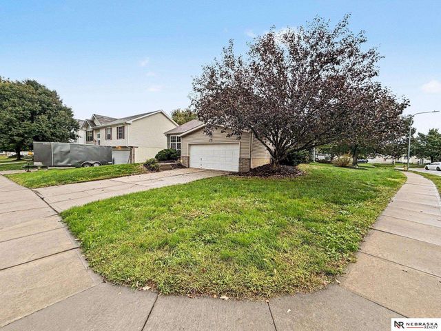 6303 N 131st Street, Omaha, NE 68164
