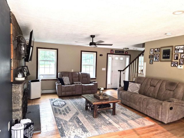 238 Slip Road, Greenfield, NH 03047