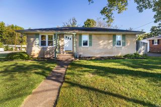 800 Harmon Court, Evansville, IN 47711