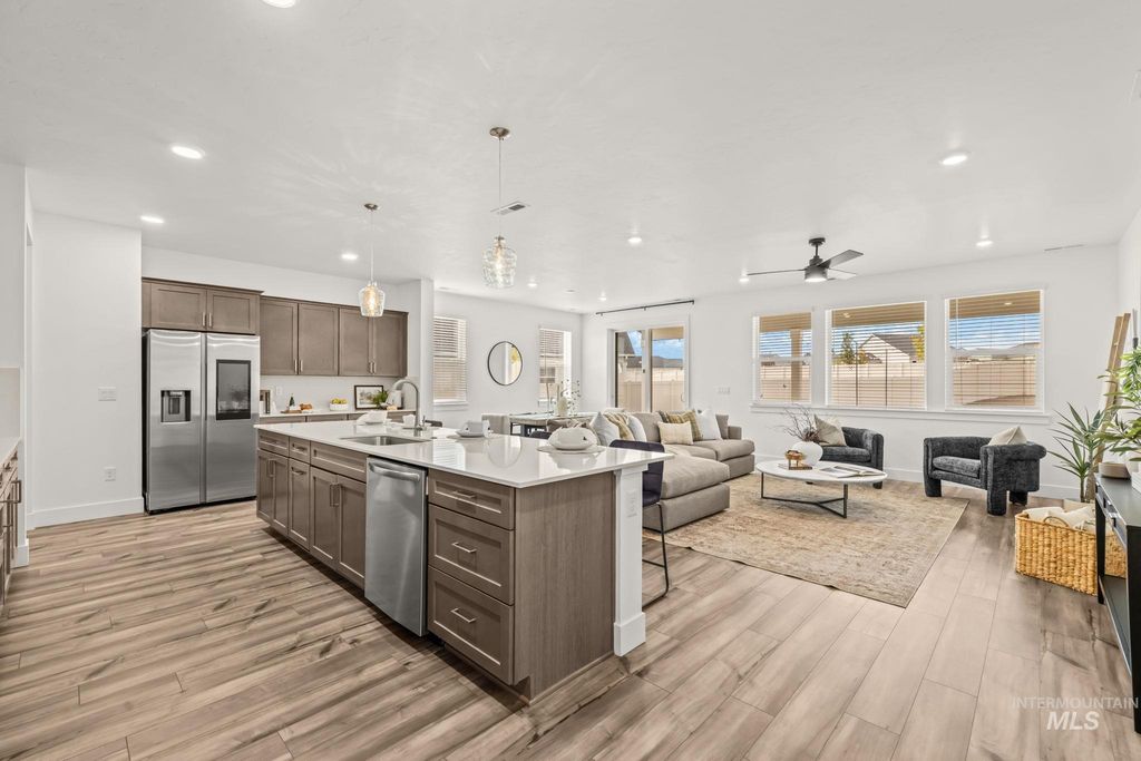 15203 Cumulus Way, Caldwell, ID 83607 photo 4