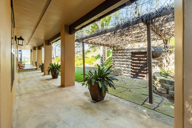 915 S Strathmore Avenue # I, Lindsay, CA 93274