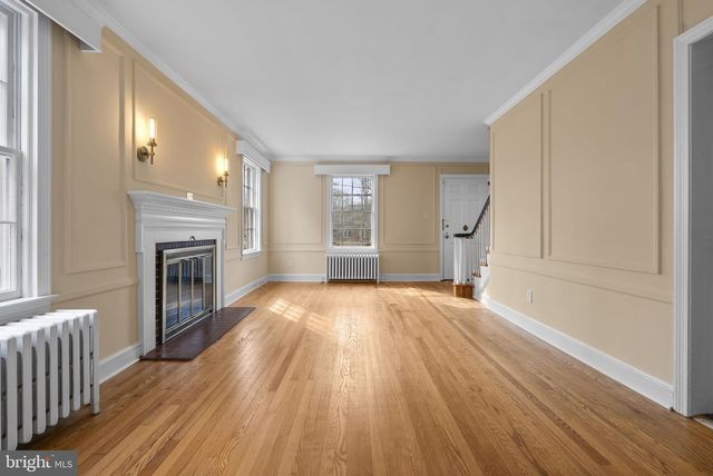 6413 ADELPHI RD, Hyattsville, MD 20782