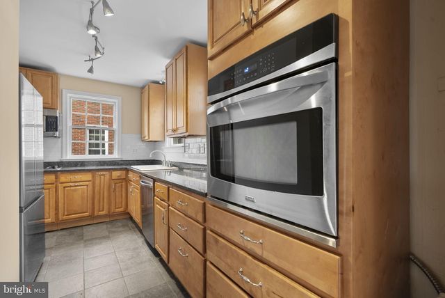 6413 ADELPHI RD, Hyattsville, MD 20782