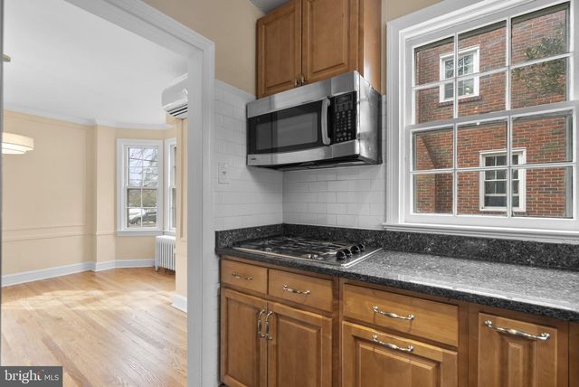 6413 ADELPHI RD, Hyattsville, MD 20782