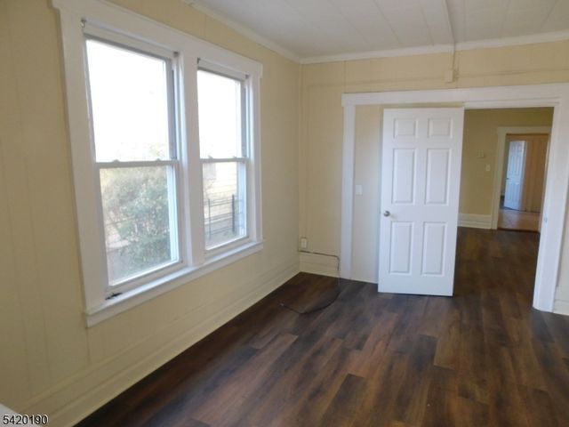 282 Renner Ave, Newark City, NJ 07112