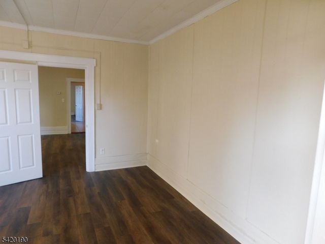 282 Renner Ave, Newark City, NJ 07112