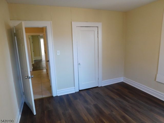 282 Renner Ave, Newark City, NJ 07112