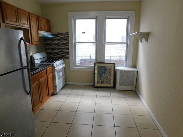 282 Renner Ave, Newark City, NJ 07112