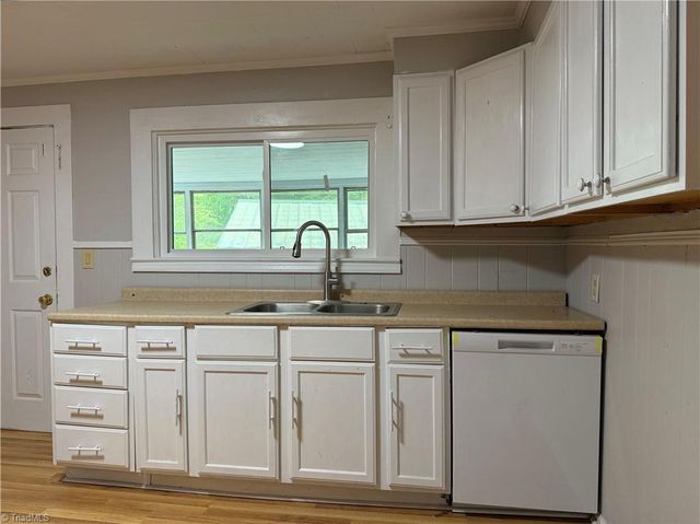 3120 Clark Avenue, Franklinville, NC 27248