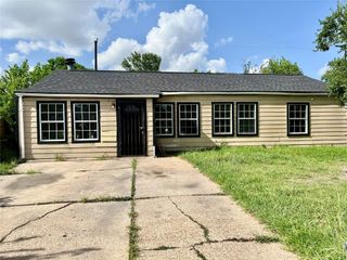 5311 Lyndhurst Drive, Houston, TX 77033