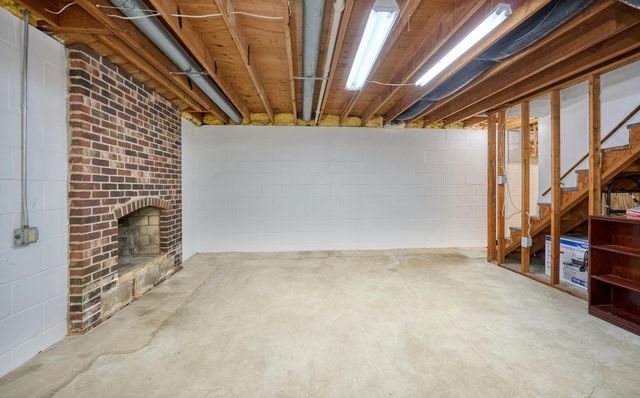 18300 32nd Avenue N, Plymouth, MN 55447
