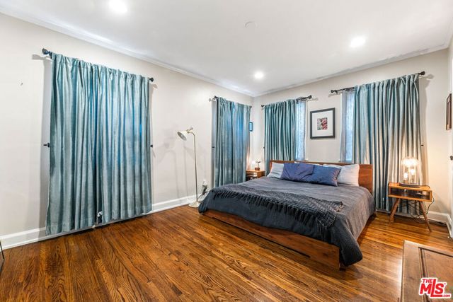 1569 S Orange Grove Avenue, Los Angeles, CA 90019